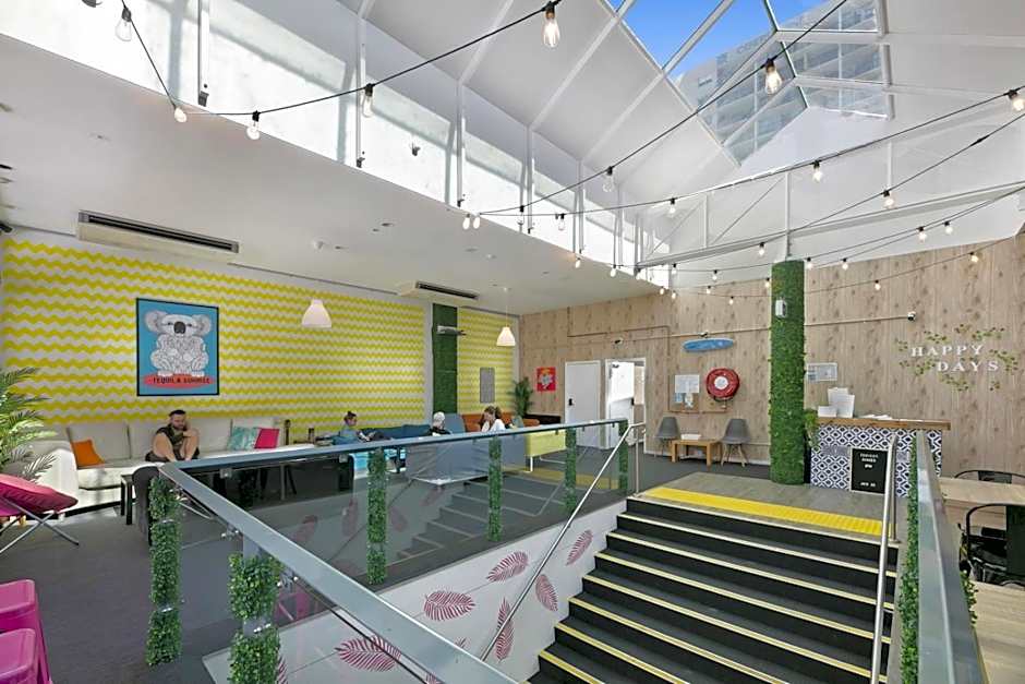 Tequila Sunrise Hostel Surfers Paradise