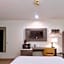 Ramada Limited Bloomington IL I-74/I-55