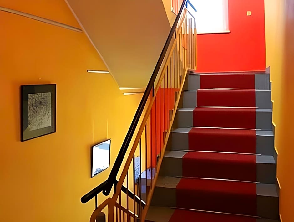 East Side Hotel