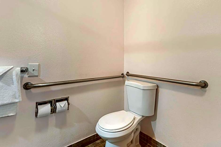 Best Western Salinas Monterey Hotel