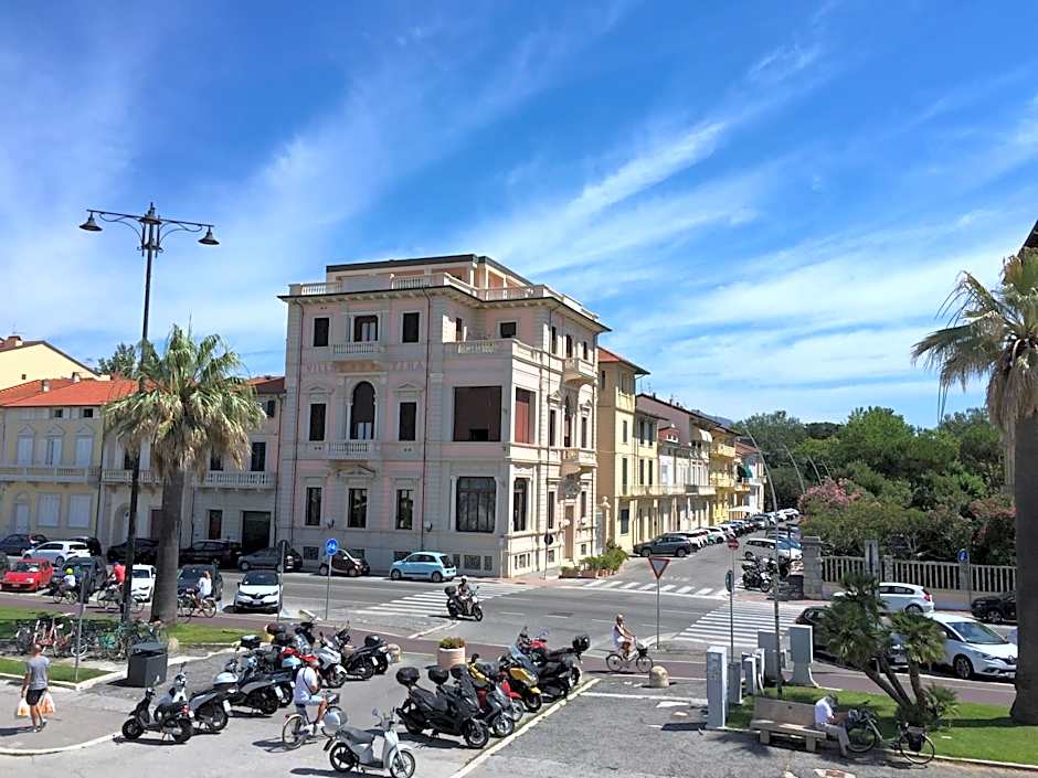 Villa Tina Hotel