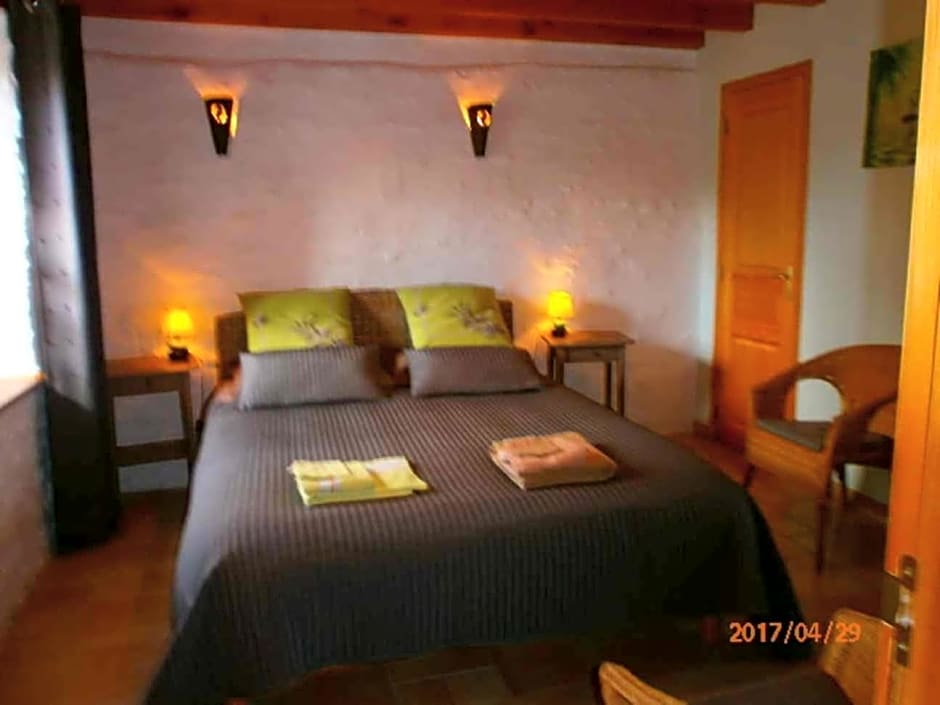 Chambre d'hotes Ty Braz 19 Tilibrennou 29690 BERRIEN