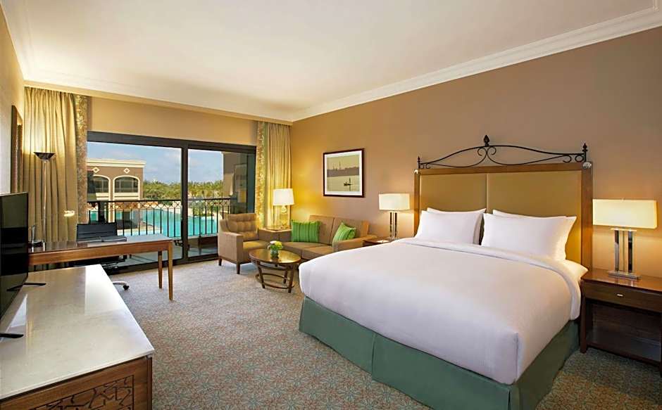 Hilton Alexandria King's Ranch