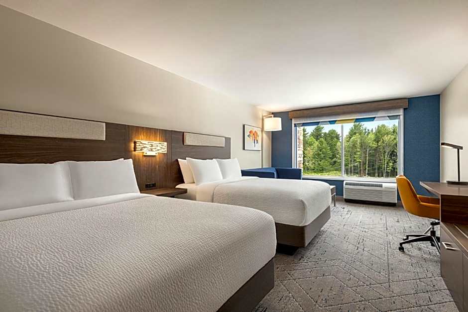 Holiday Inn Express & Suites Rhinelander By IHG