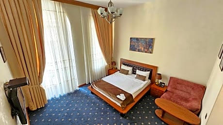 Du Port Hotel