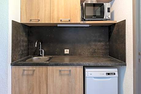 Duplex Apartment (7 Adults)