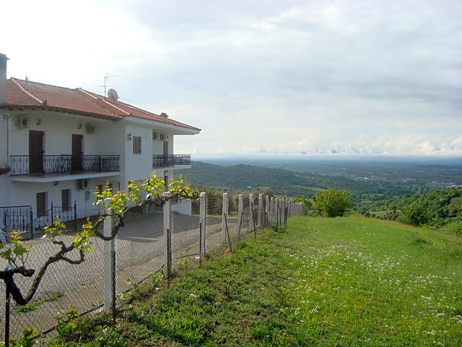 Photo 1 of 26 of Guesthouse Arsenis