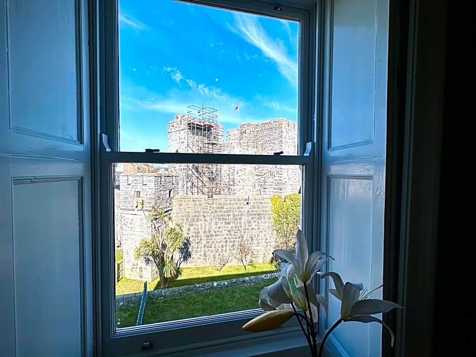 Halvard Apartments at Castletown