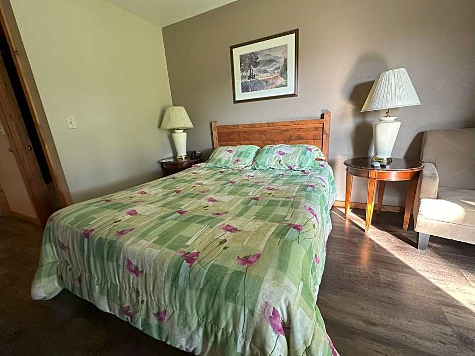 Timber Lodge Inn