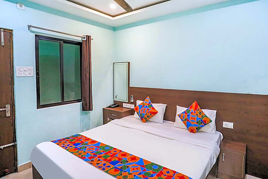 FabExpress Banarasi Kothi