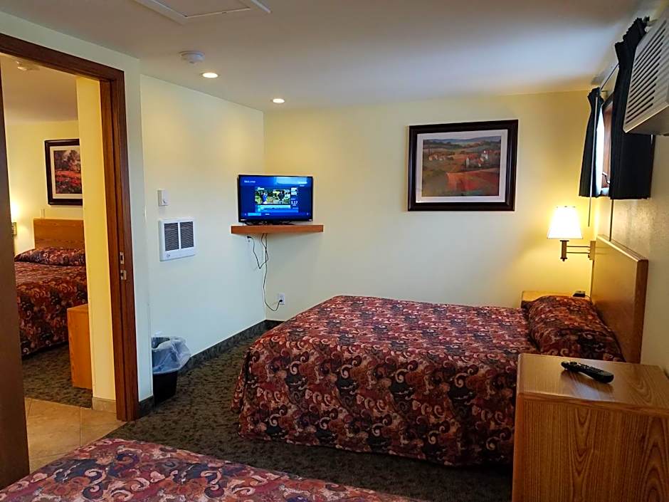 Black Hawk Motel & Suites