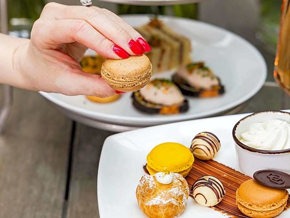 Sofitel Chicago Magnificent Mile