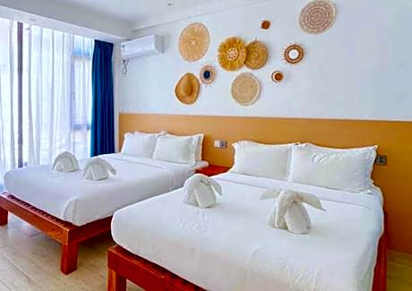 Deluxe Queen Room with Two Queen Beds