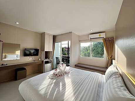 King Room with Balcony