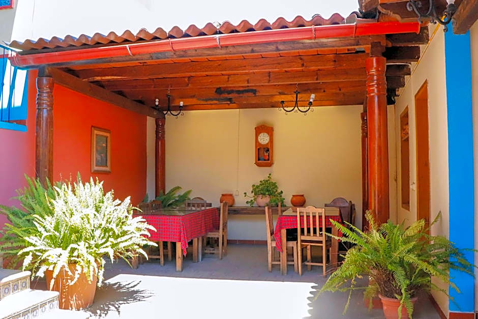 MESON DE LOS ANGELES
