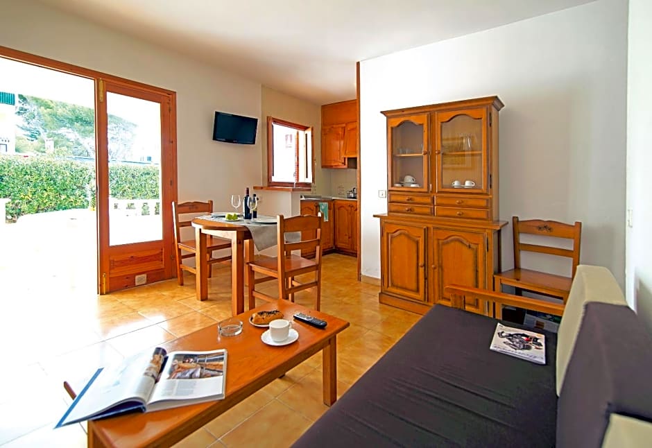 Apartamentos Mar Blanca