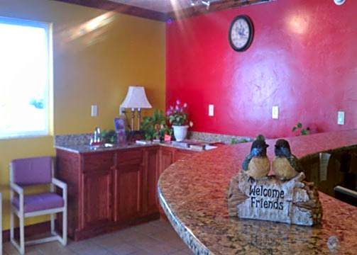 Economy Inn & Suites