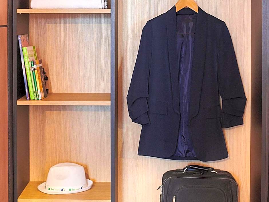 Ibis Styles Cognac