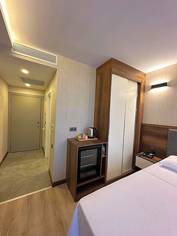 Erom Otel
