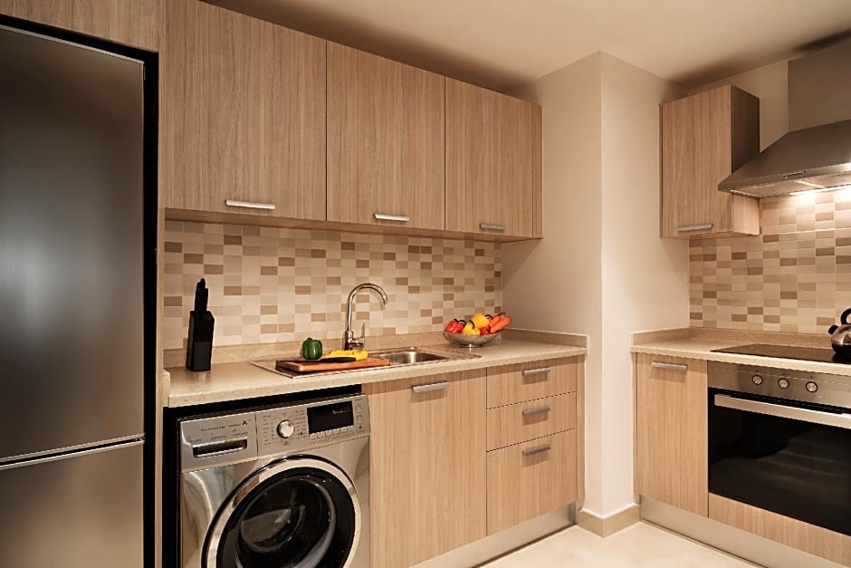 Al Najada Hotel Apartments by Oaks