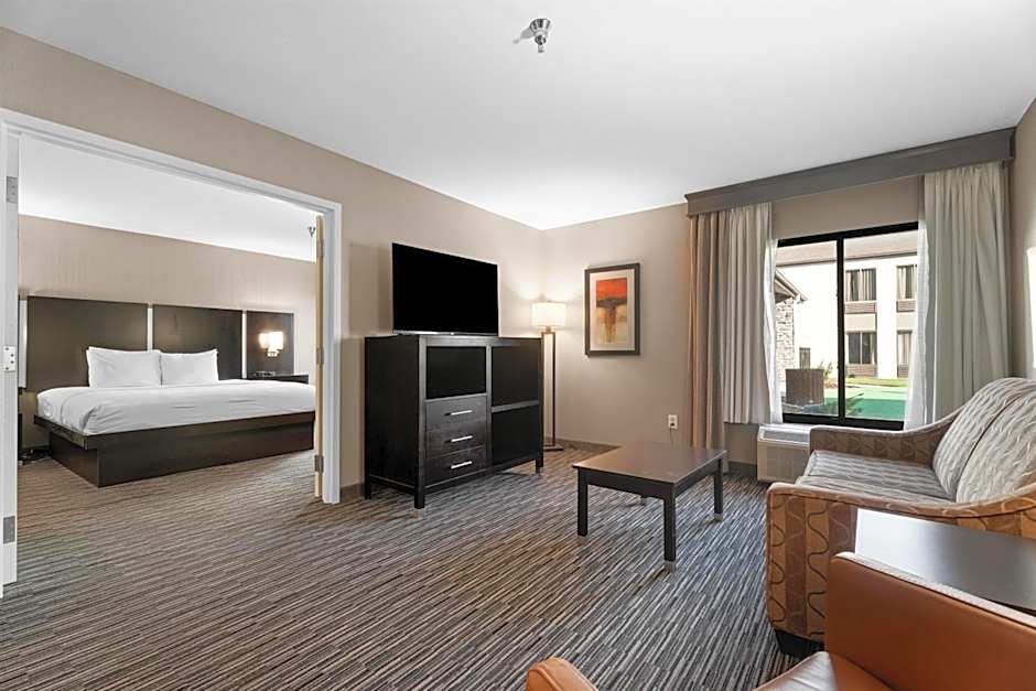 Best Western Courtview Hotel