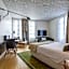 Hotel Le Saint Gelais