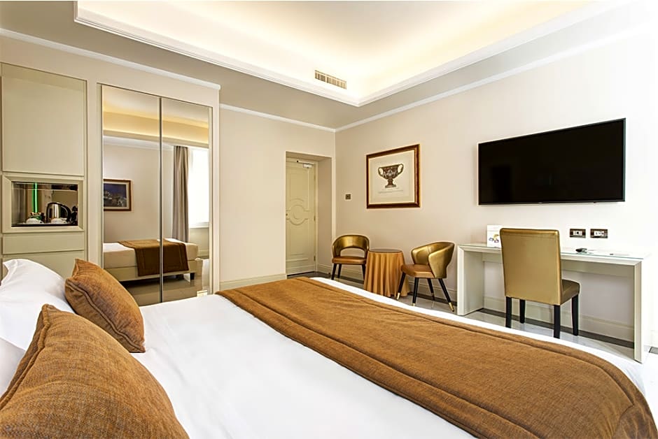 Marcella Royal Hotel