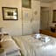 Oakwood Bed and Breakfast Heathrow