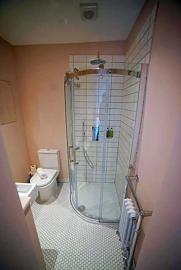 The Alma Taverns Boutique Suites - Room 1 - Hopewell