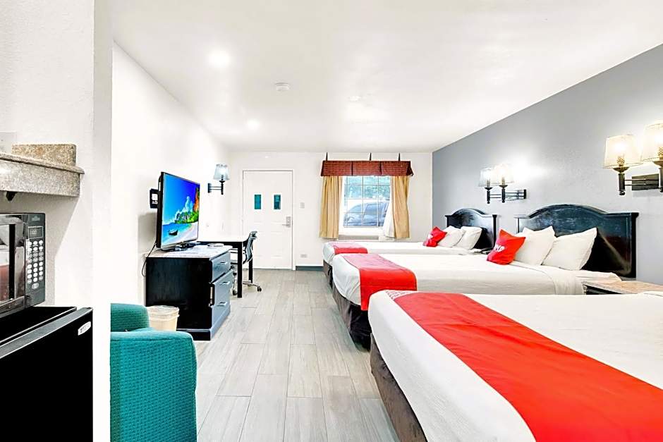 Three Rivers Executive Inn & Suites By OYO