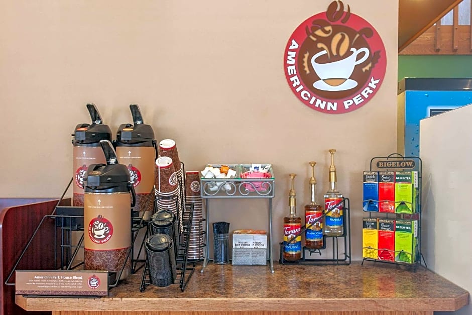 AmericInn by Wyndham Willmar