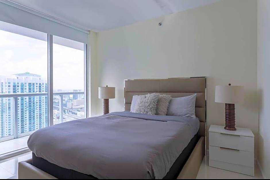 Icon Brickell Residences