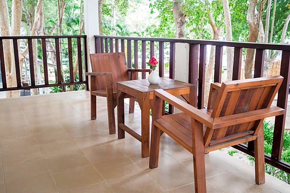 Photo 1 of 4 of Villa