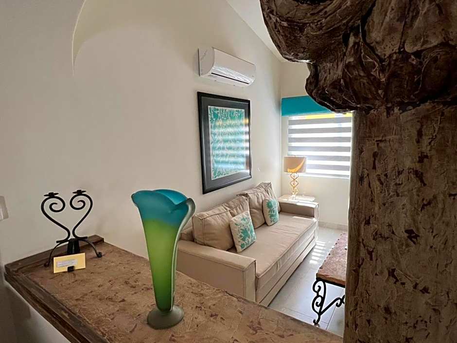 El Encanto Inn & Suites