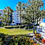 Beach Palms- Unit 102