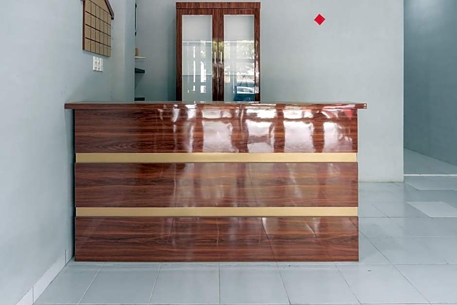 RedDoorz near Manhattan Square Medan