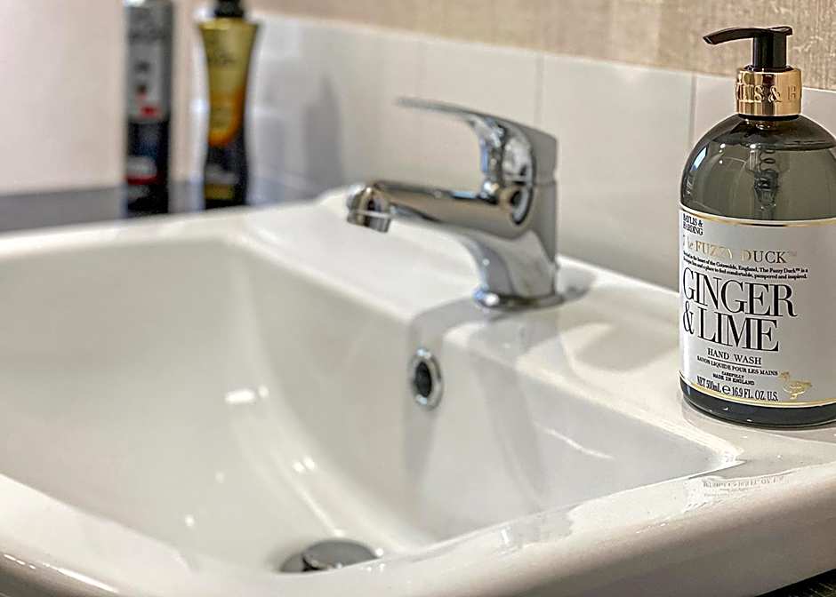 Ogwen Bank Caravan And Lodge Park