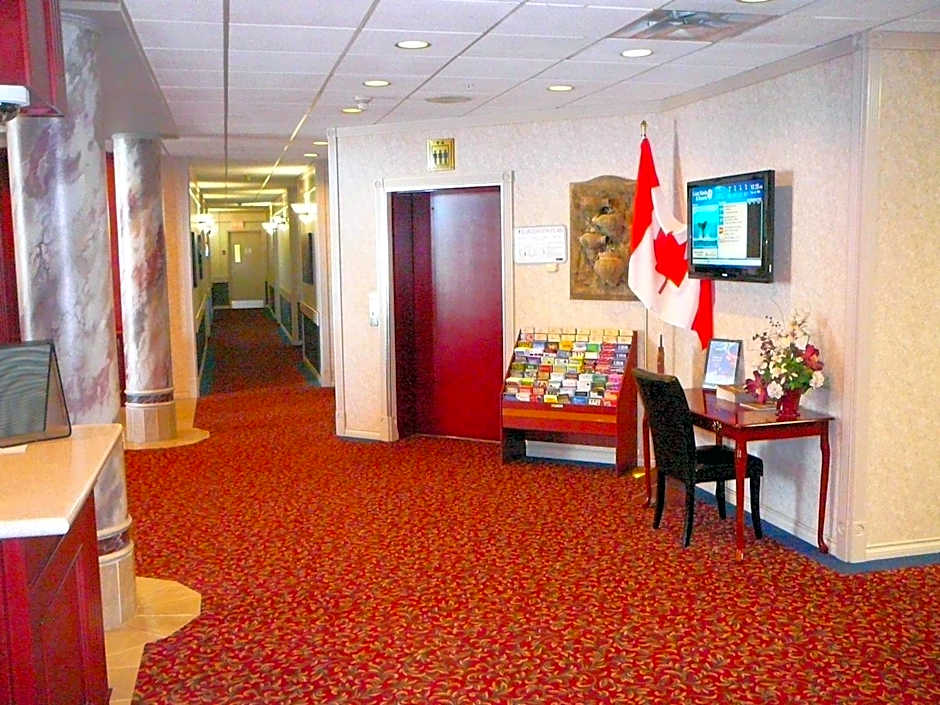 Coast Abbotsford Hotel & Suites