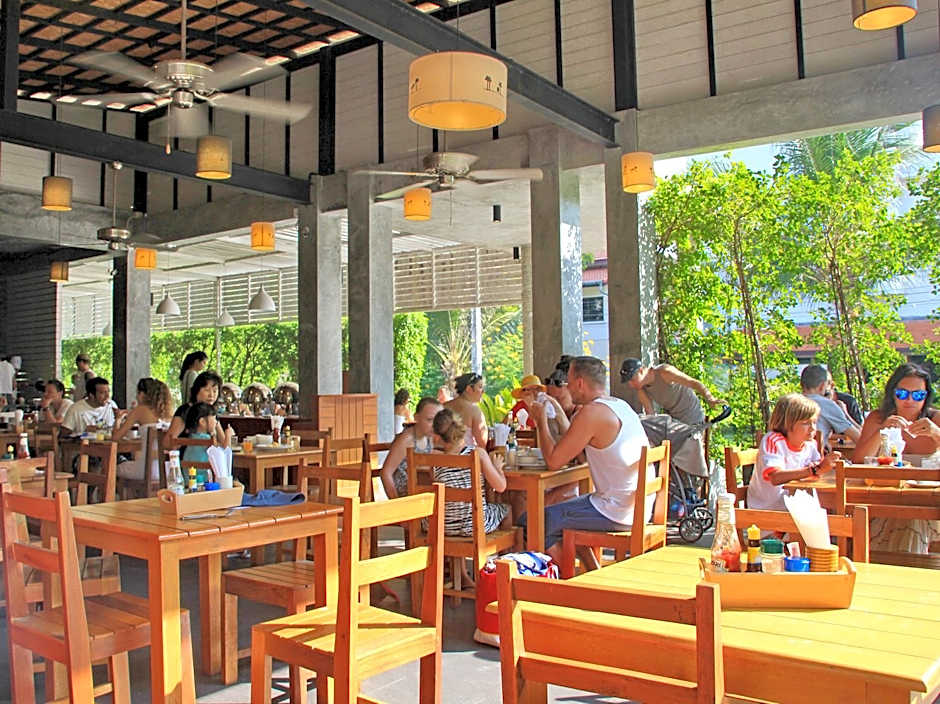 Kata Lucky Villa & Pool Access