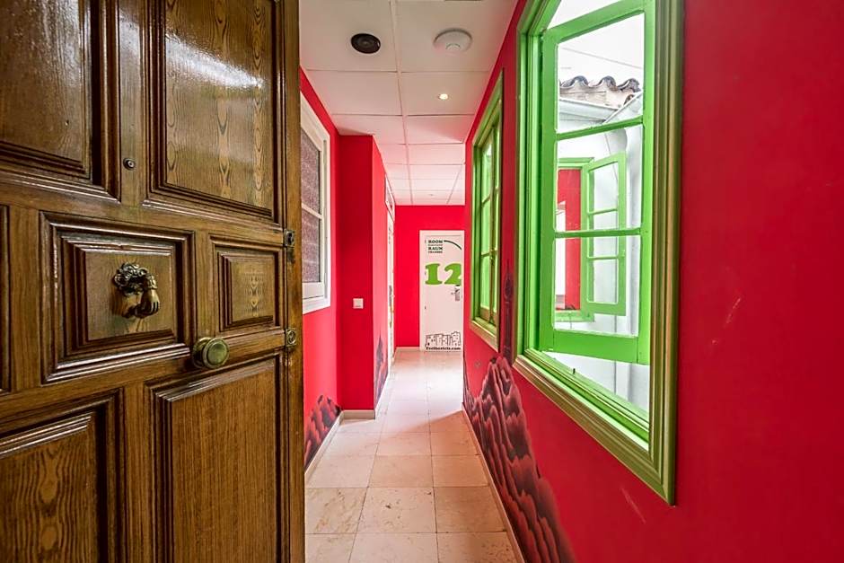 Feel Hostels City Center