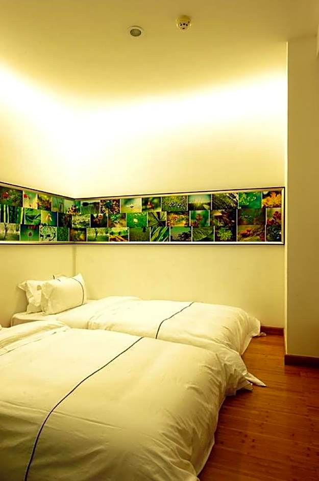 Springtime Hotel