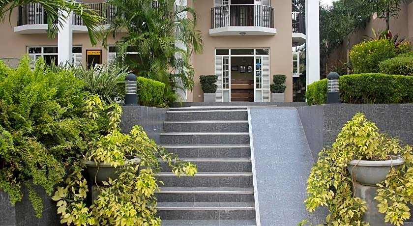 Grand 7 Hotel Thalawathugoda