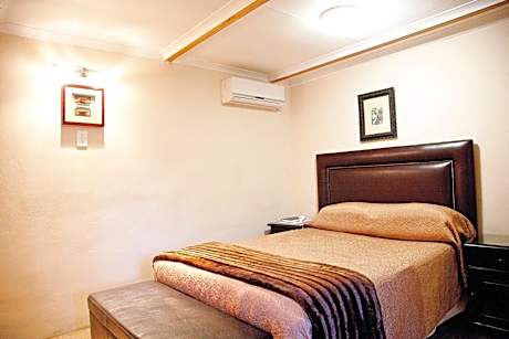 Double or Twin Room with Kitchenette