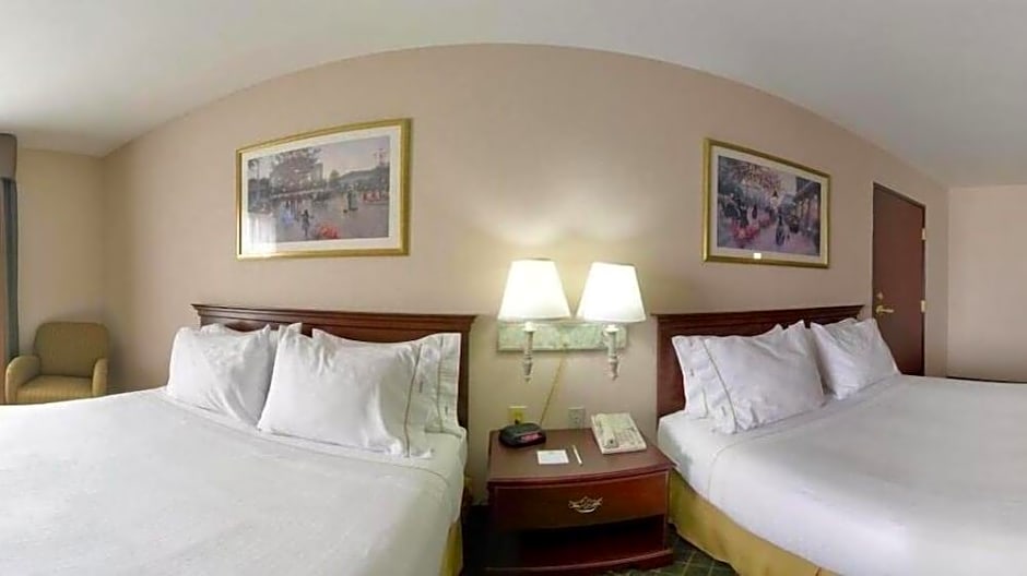 Holiday Inn Express Hotel & Suites Livingston By IHG