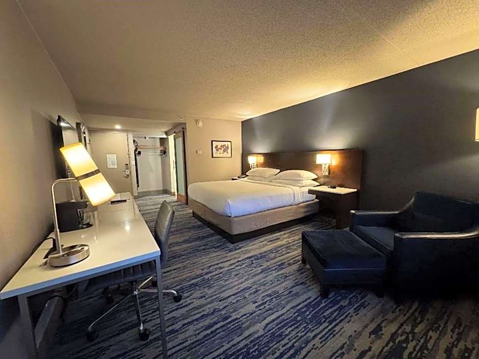 Skyline Hotel Detroit Airport, SureStay Collection by Best Western