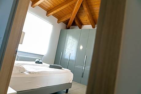 One-Bedroom Apartment (4 Adults)