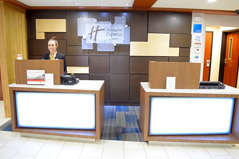 Holiday Inn Express Hotel & Suites Pensacola West I-10 By IHG