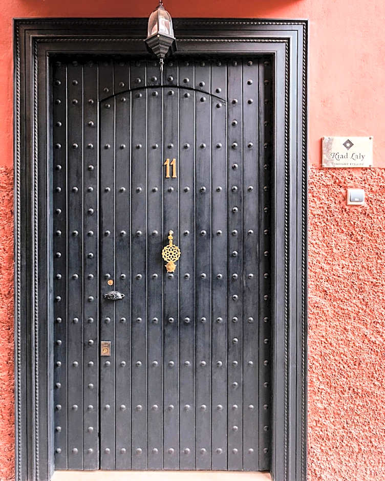 Riad Laly Tourisme Eclairé Le bijou de la medina