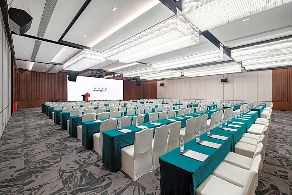 Intercity Hotel Guangzhou East Railway Station