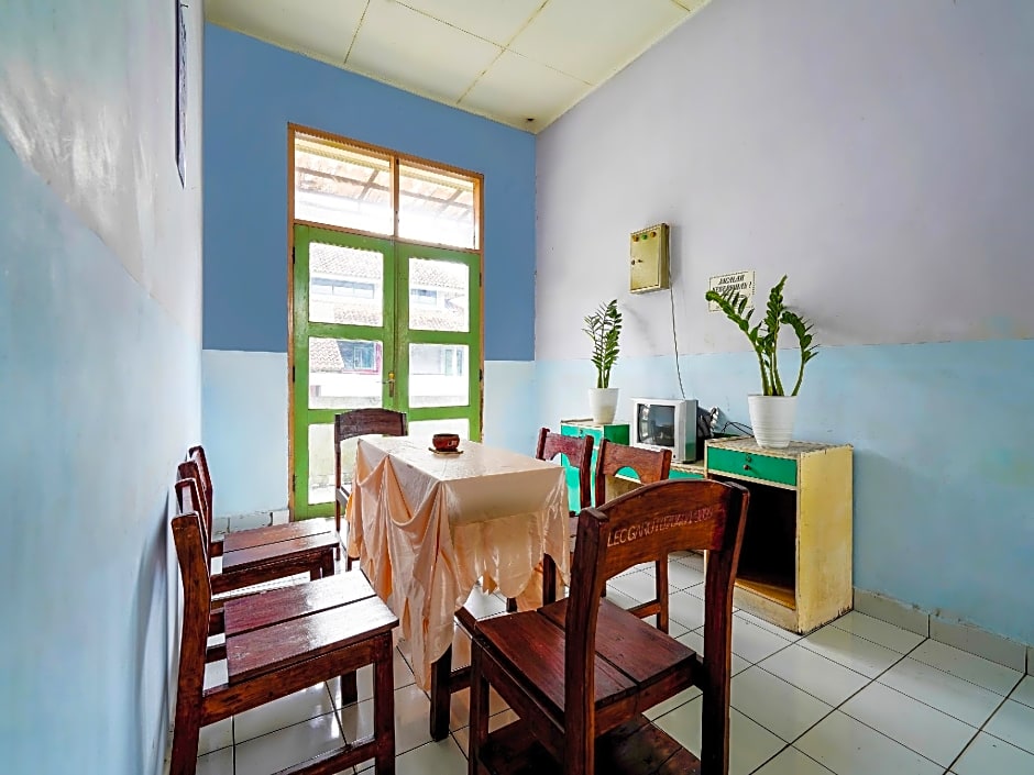 Hotel O Wisma Lec Syariah